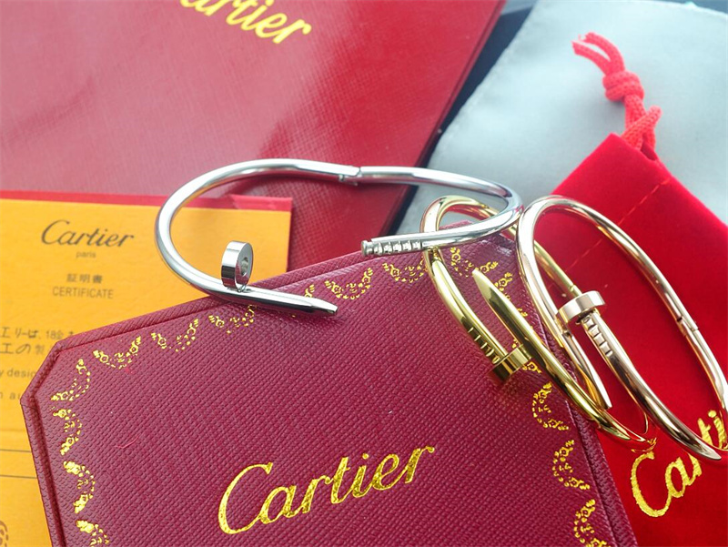 Cartier Bracelet 004
